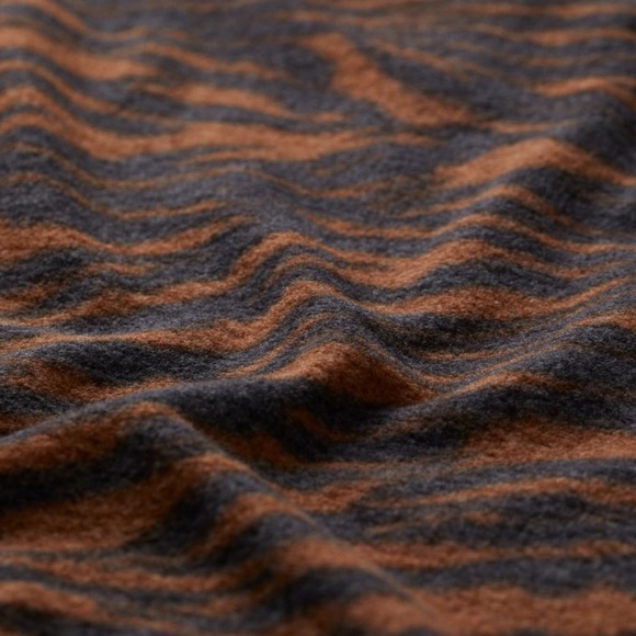 H&M Divided Turtleneck Sweater - Picture 2 of 6